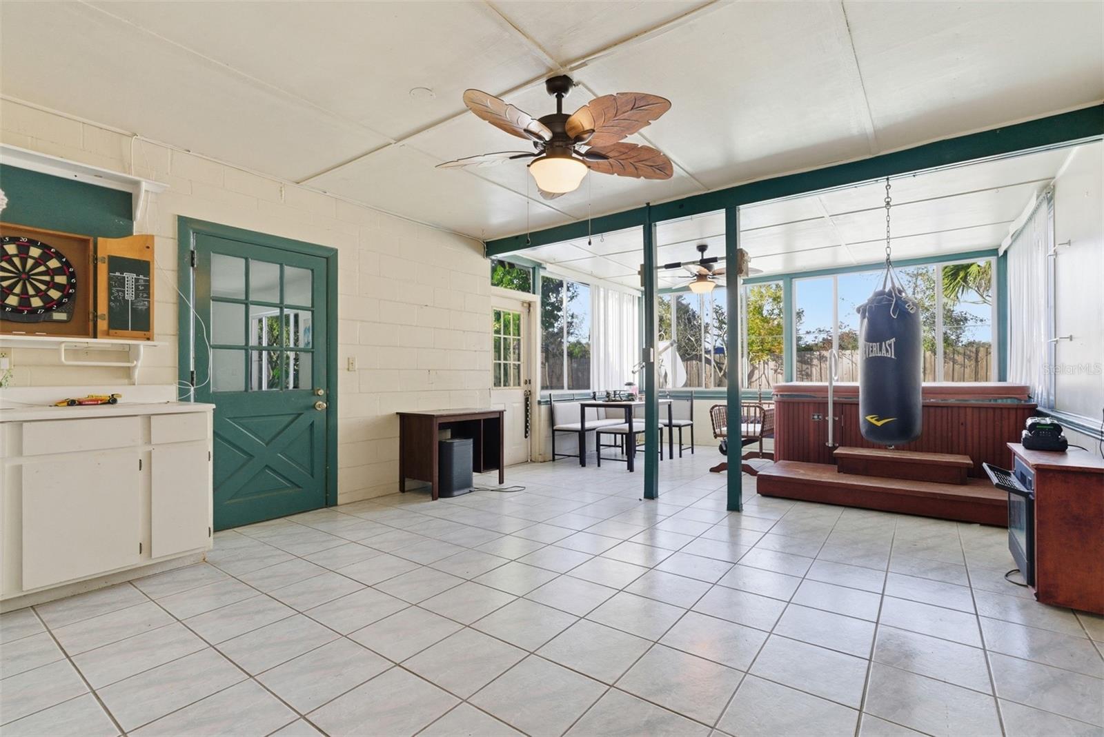 LAKE CARROLL MANOR - Residential