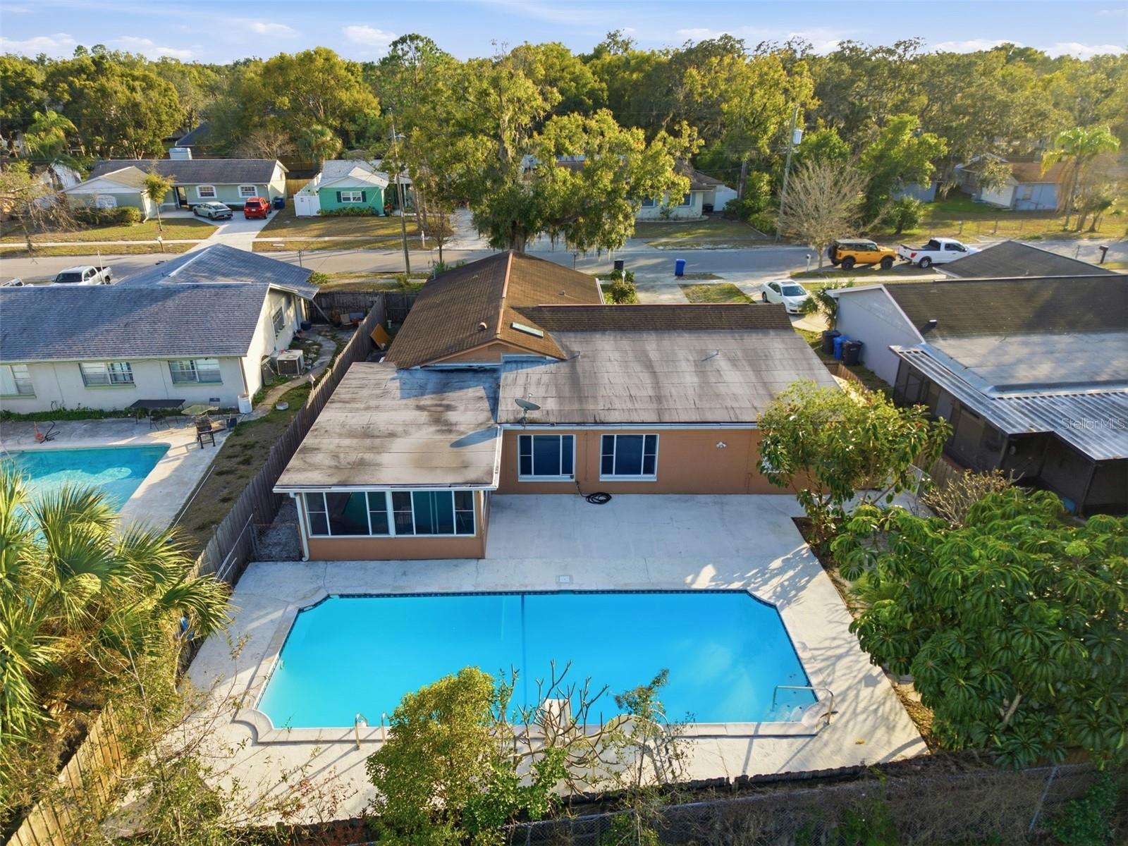 LAKE CARROLL MANOR - Residential