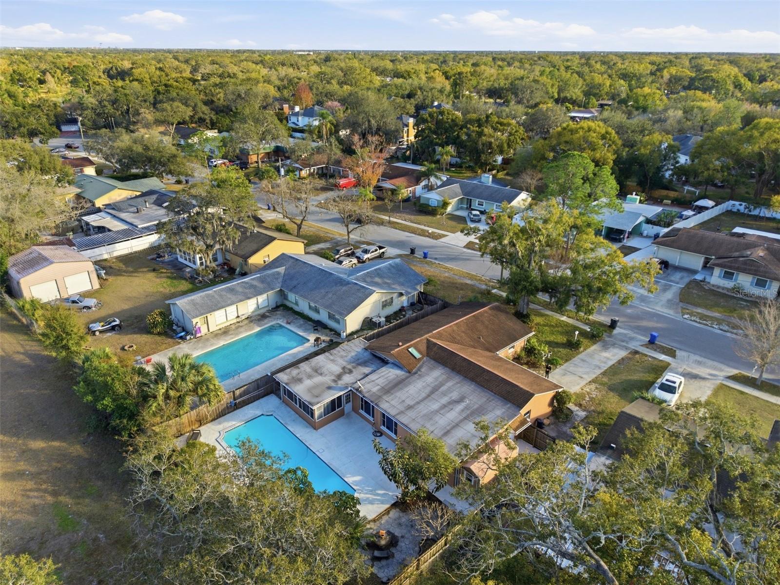 LAKE CARROLL MANOR - Residential