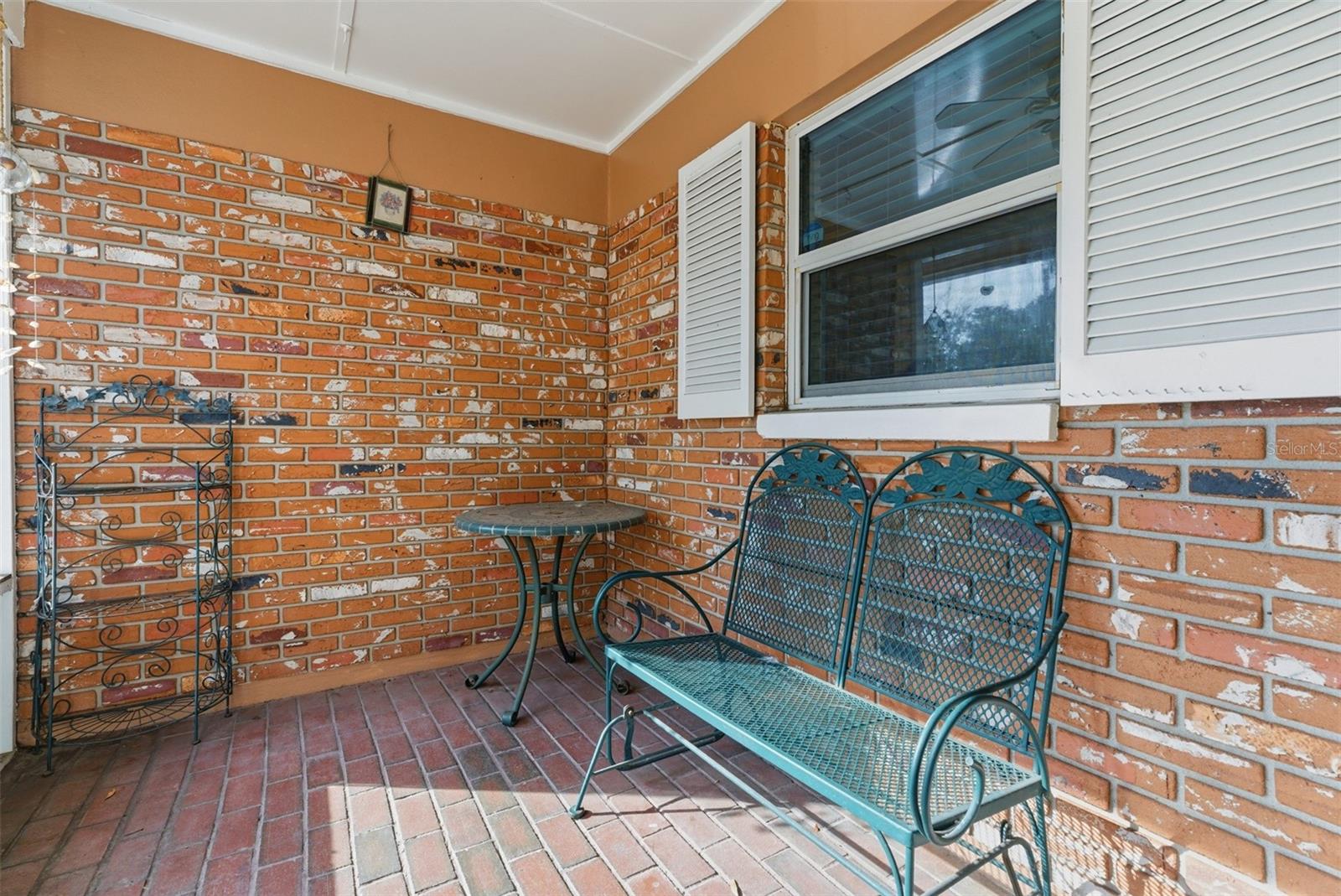 LAKE CARROLL MANOR - Residential