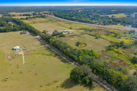 Tiny photo for 6910 SE 130th Street, Belleview, FL 34420 (MLS # OM714382)