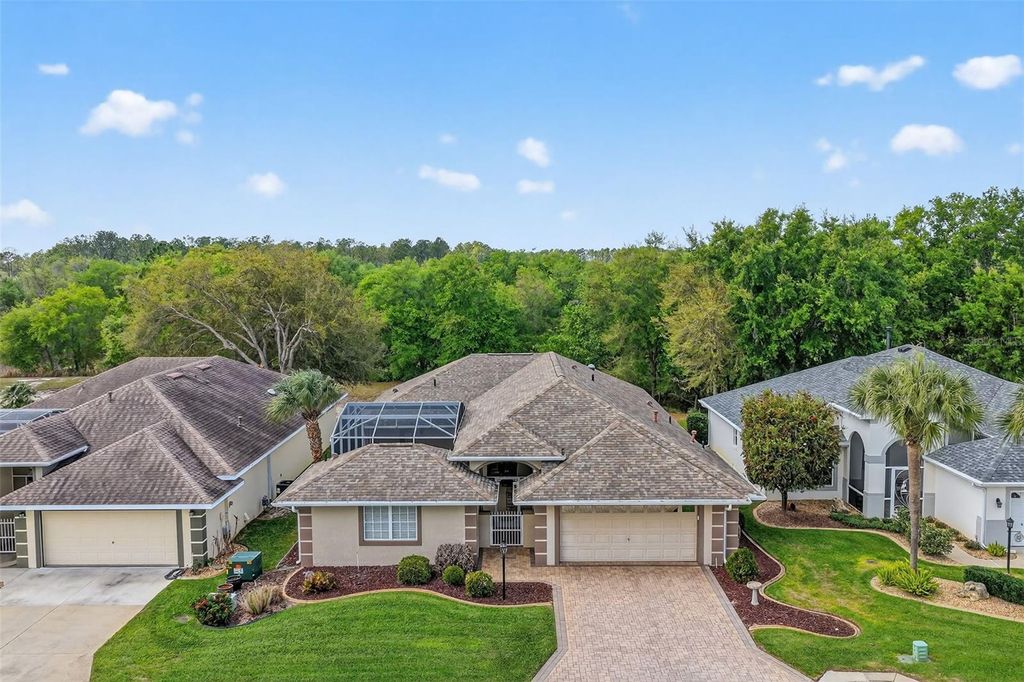 Photo of 21635 Stirling Pass, Leesburg, FL 34748 (MLS # G5110164)