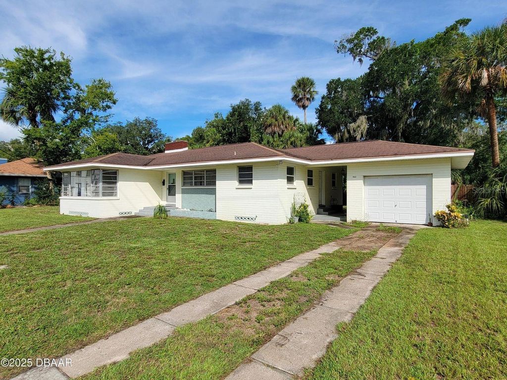 Photo of 562 South Street, Daytona Beach, FL 32114 (MLS # O6346435)