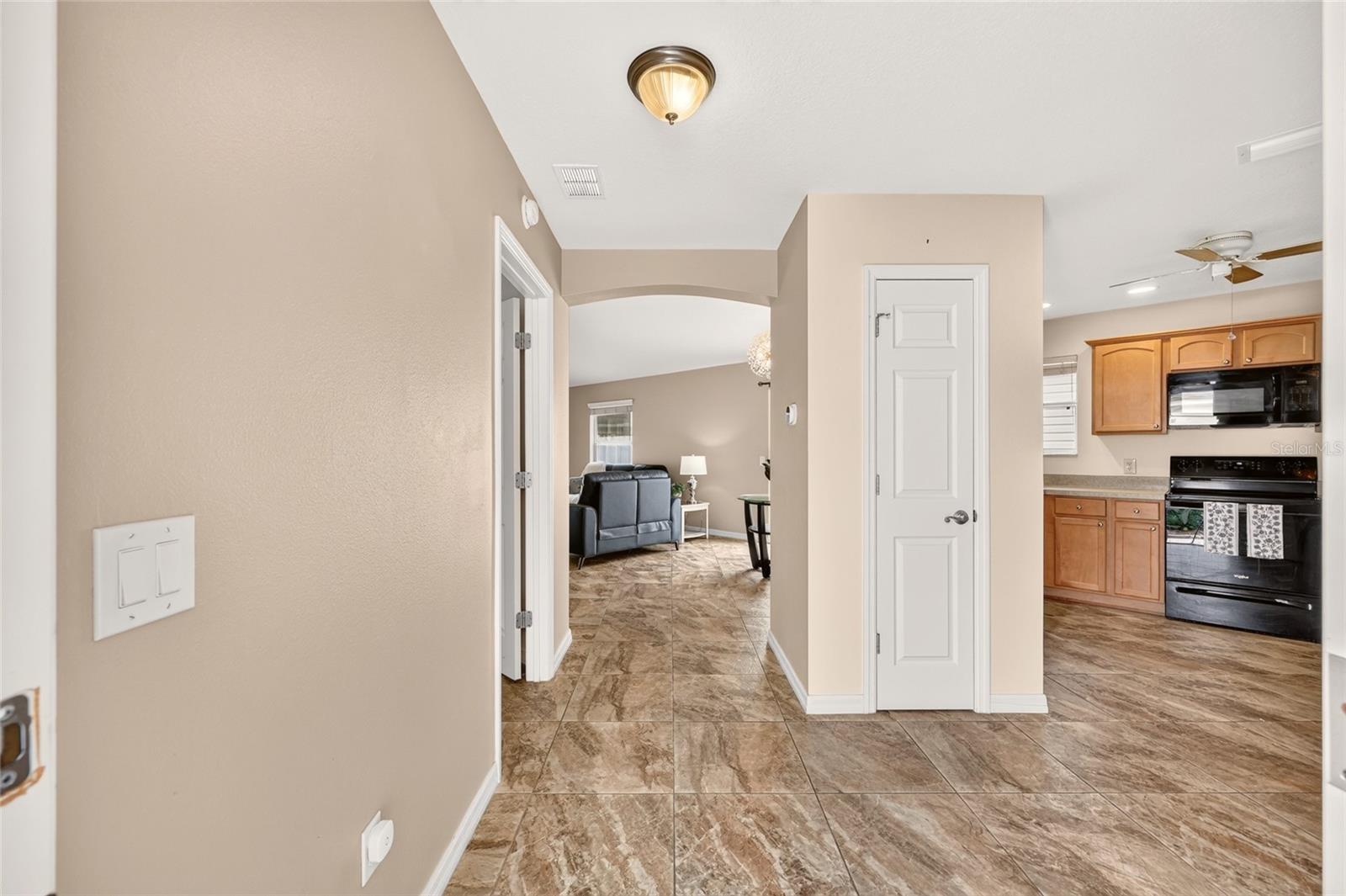 1813 HORTENSIA PLACE