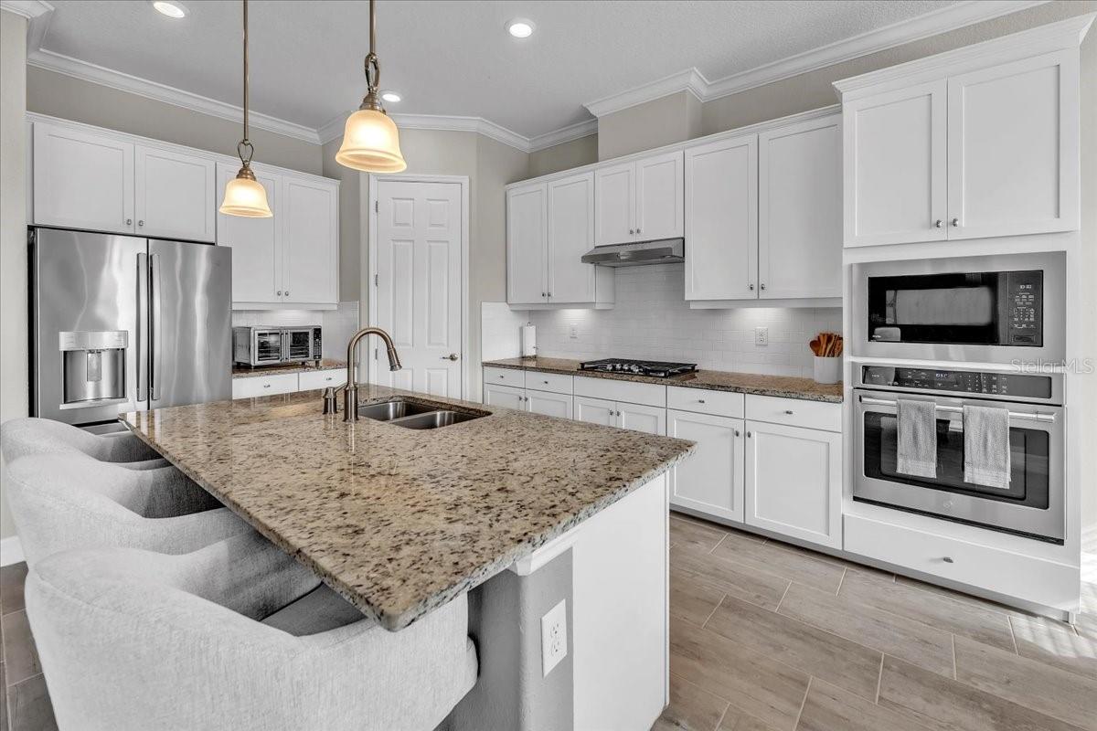 ARBOR GRANDE - Residential