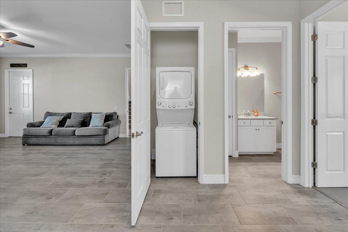 ARBOR GRANDE - Residential