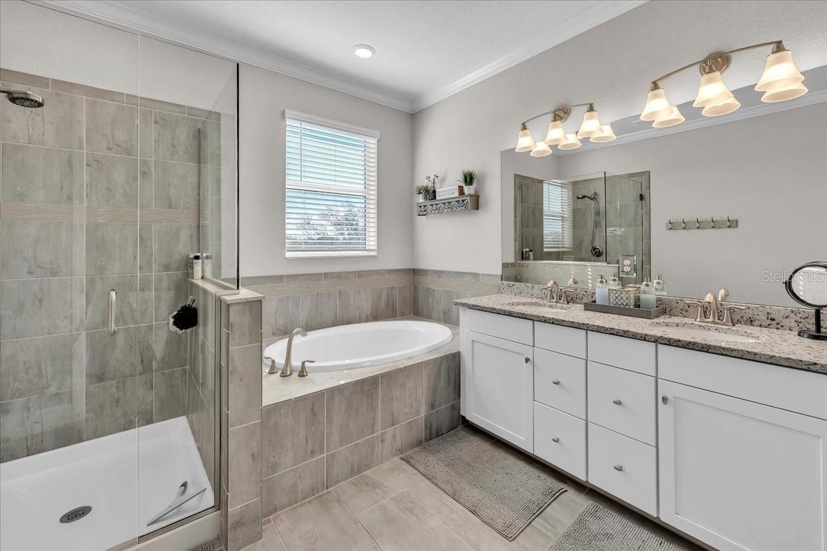 ARBOR GRANDE - Residential