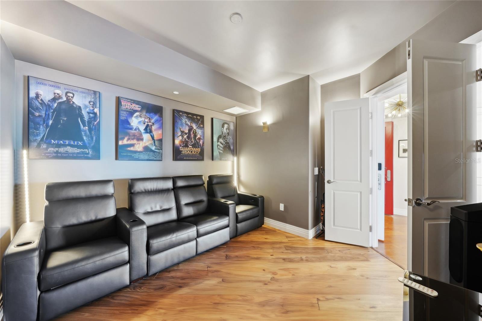 400 BEACH DRIVE NE 1202
