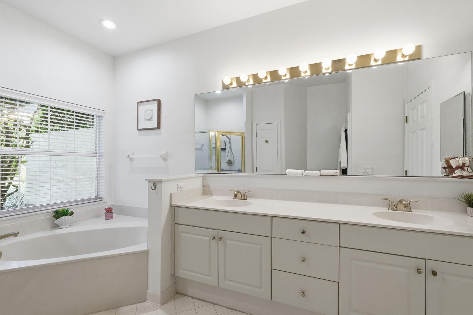 HAMMOCK DUNES - Residential