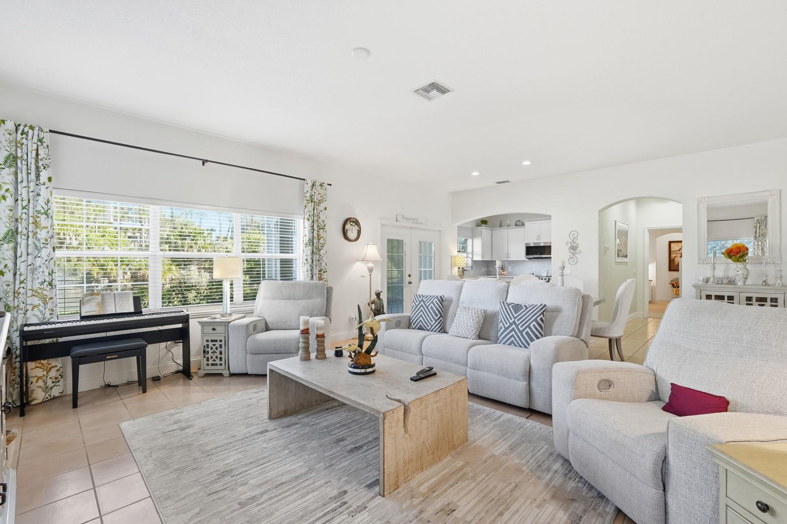 HAMMOCK DUNES - Residential