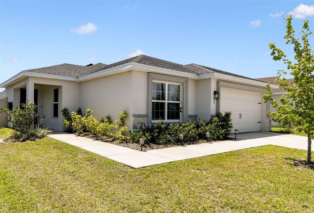 Photo of 105 Blue Alice Spring Court, Ruskin, FL 33570 (MLS # TB8498730)