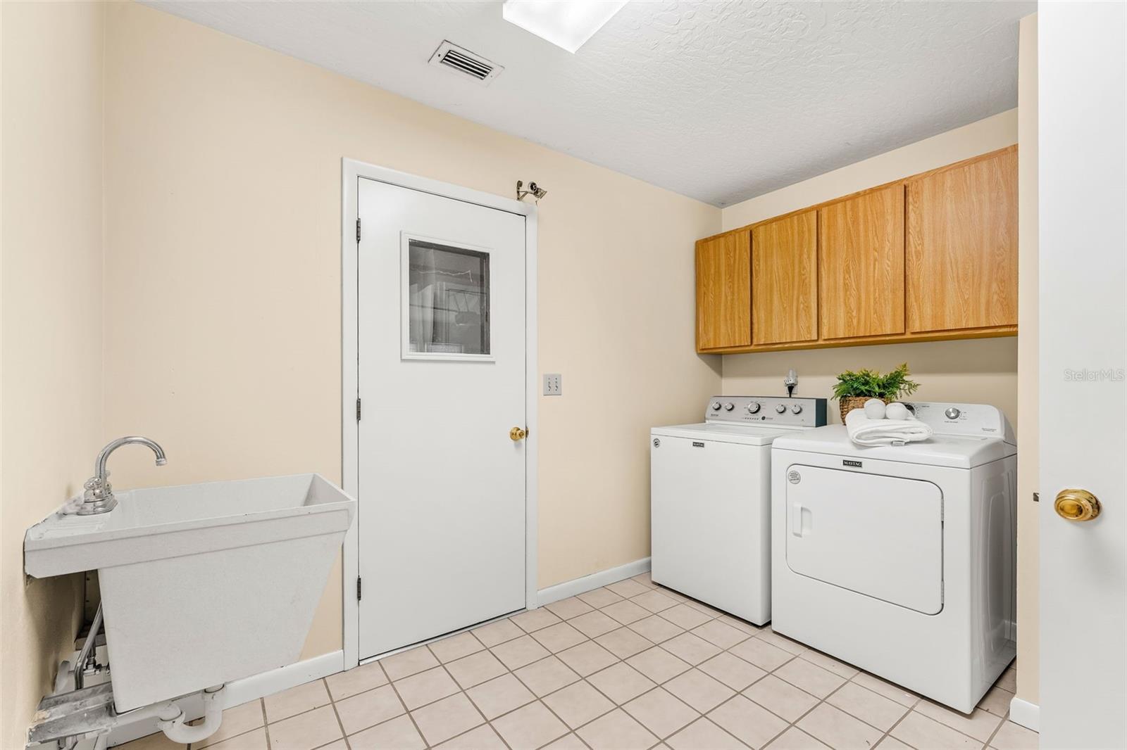 TIMBERLINE ESTATES - Residential