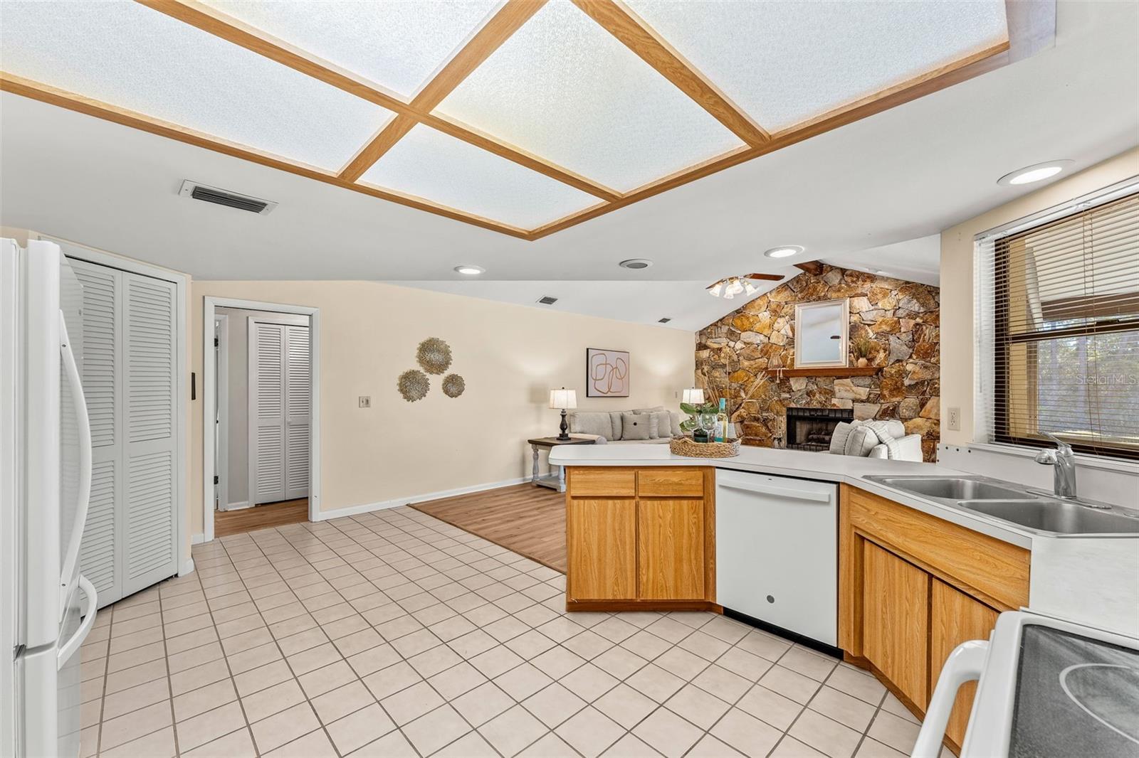 TIMBERLINE ESTATES - Residential