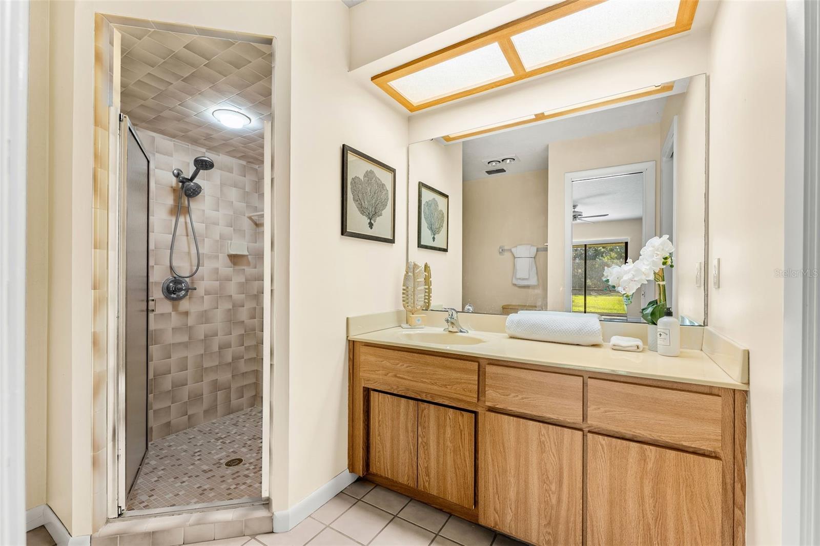 TIMBERLINE ESTATES - Residential