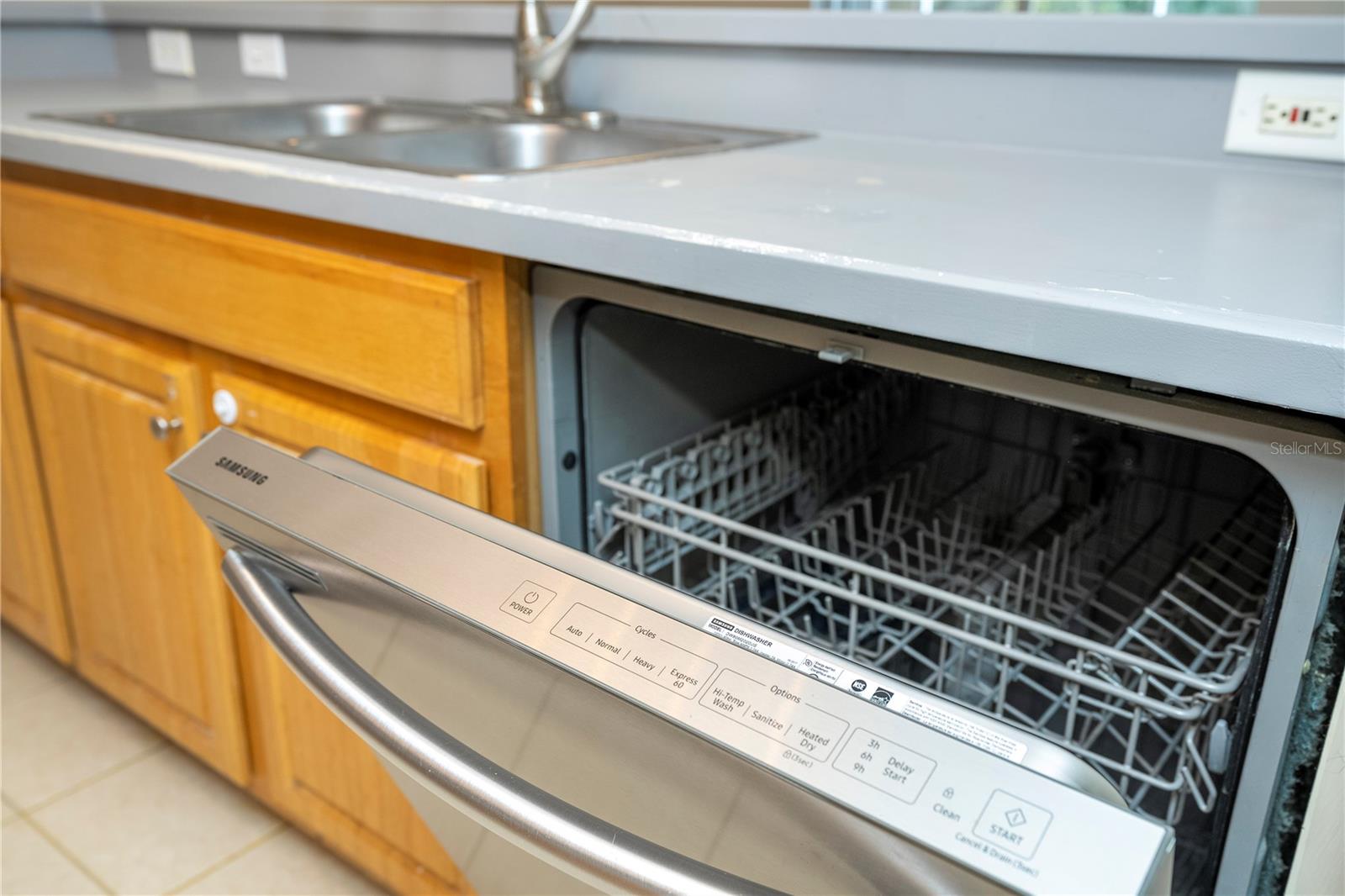 VILLANOVA/HUNTERS CRK - Residential