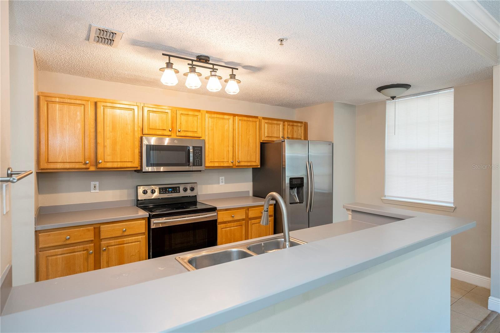 VILLANOVA/HUNTERS CRK - Residential