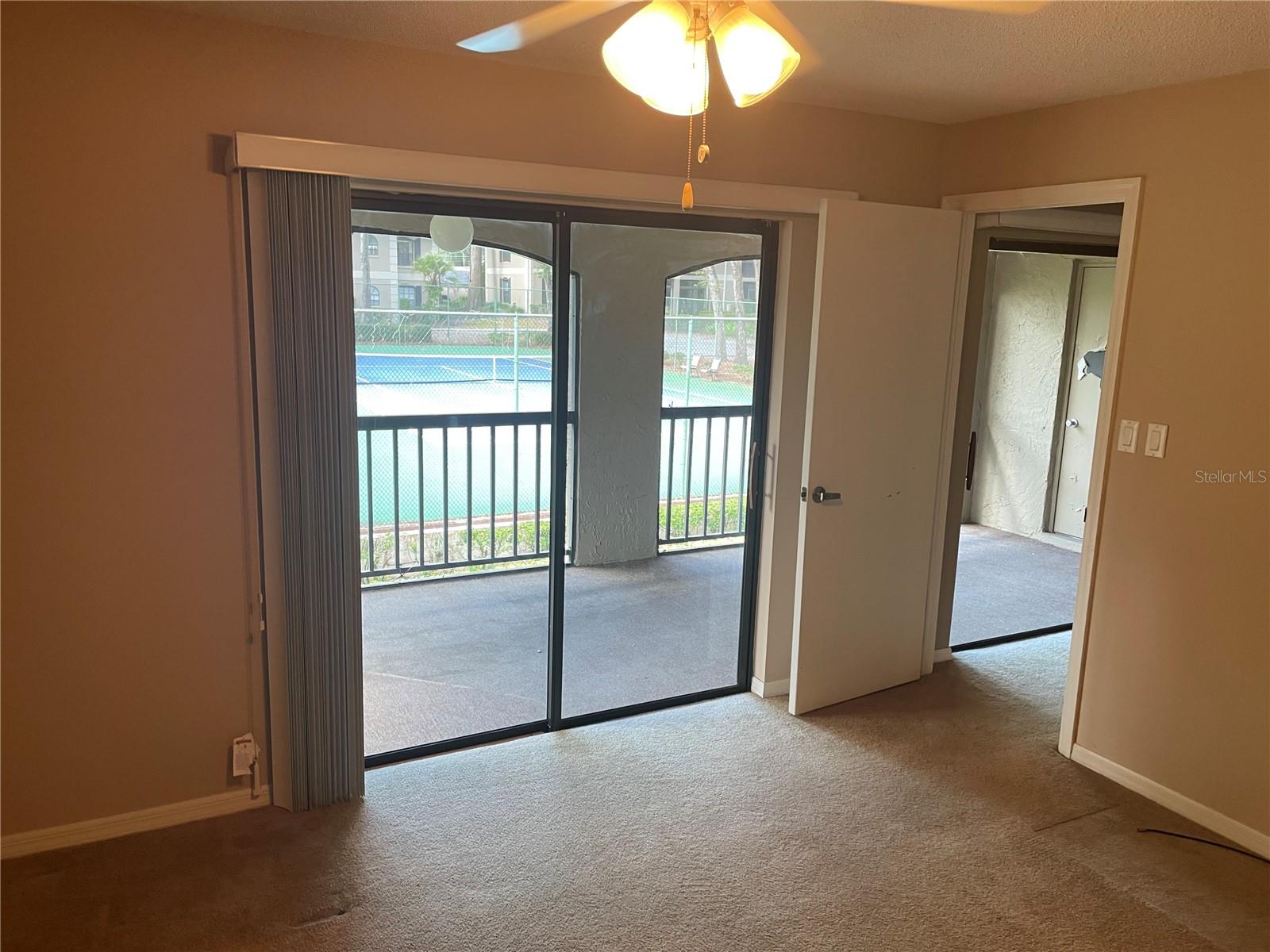 KENSINGTON PARK CONDO - Residential