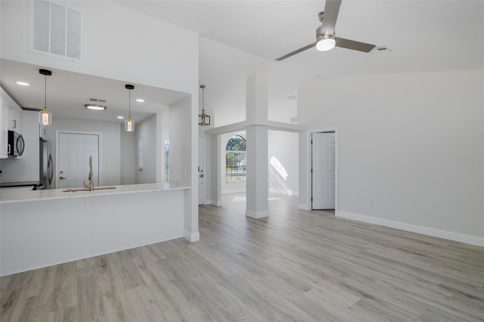 SPRING HILL - Residential