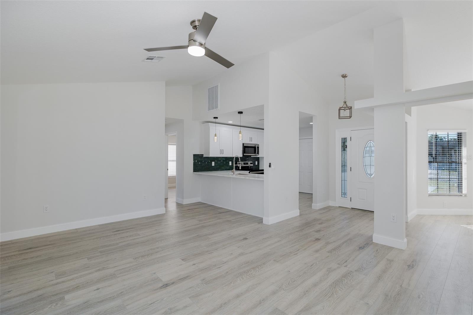 SPRING HILL - Residential