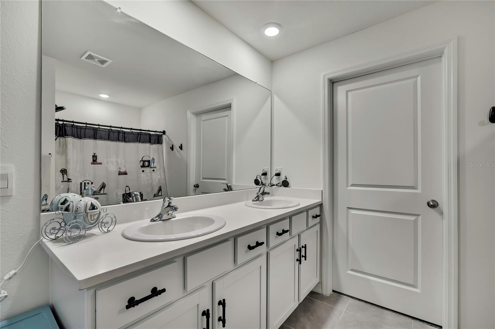 WATERFORD PH 2 - Residential