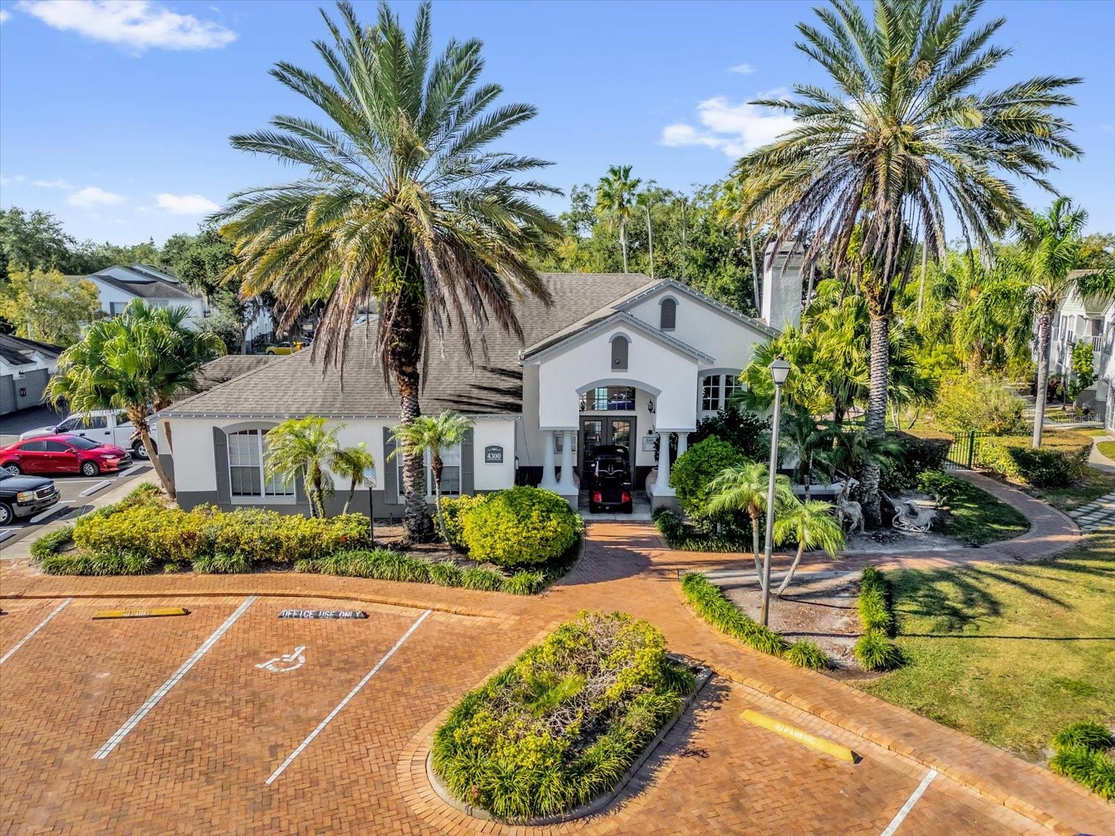 SUNSET LAKE - Residential