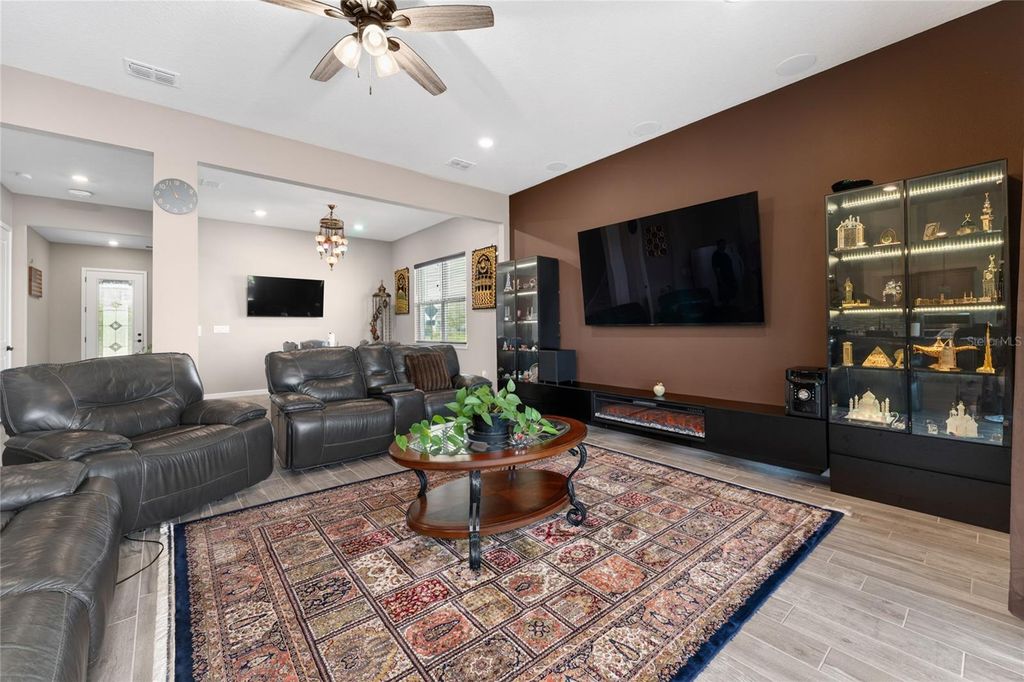 Photo of 13615 Ritta Island Drive, Orlando, FL 32827 (MLS # O6404520)