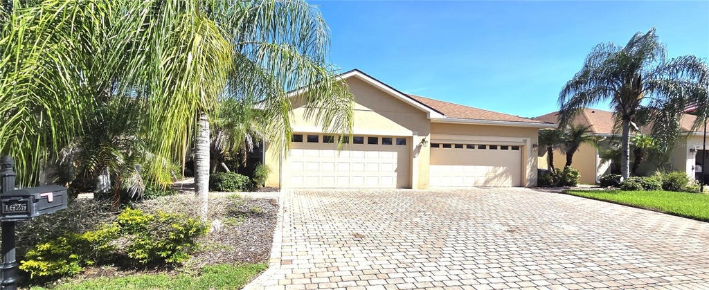 Photo of 1631 Linz Court, Winter Haven, FL 33884 (MLS # L4965373)
