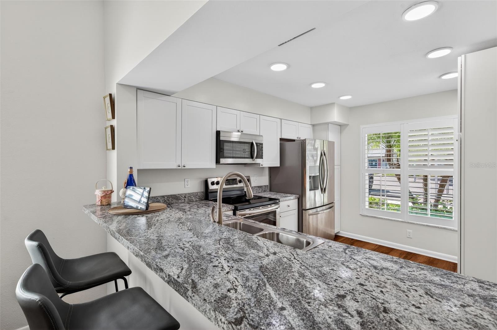 NELSON PLACE CONDO - Residential