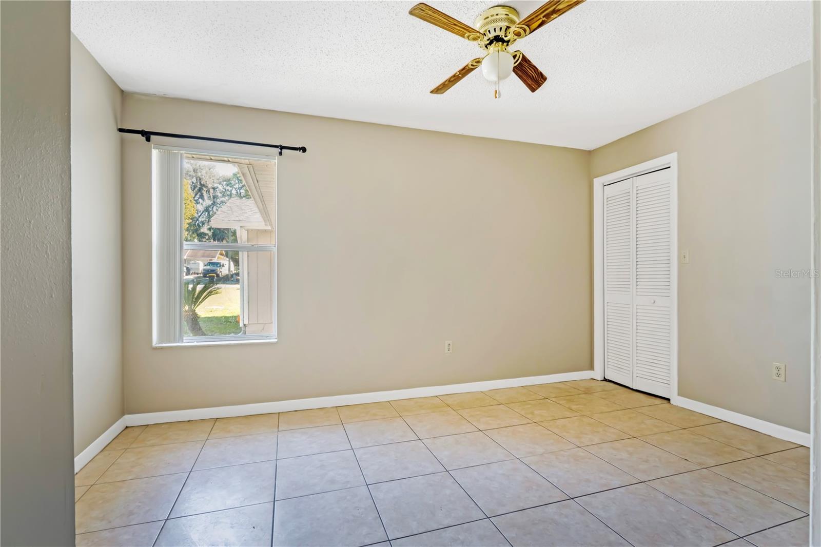 OAK GROVE - Residential Lease