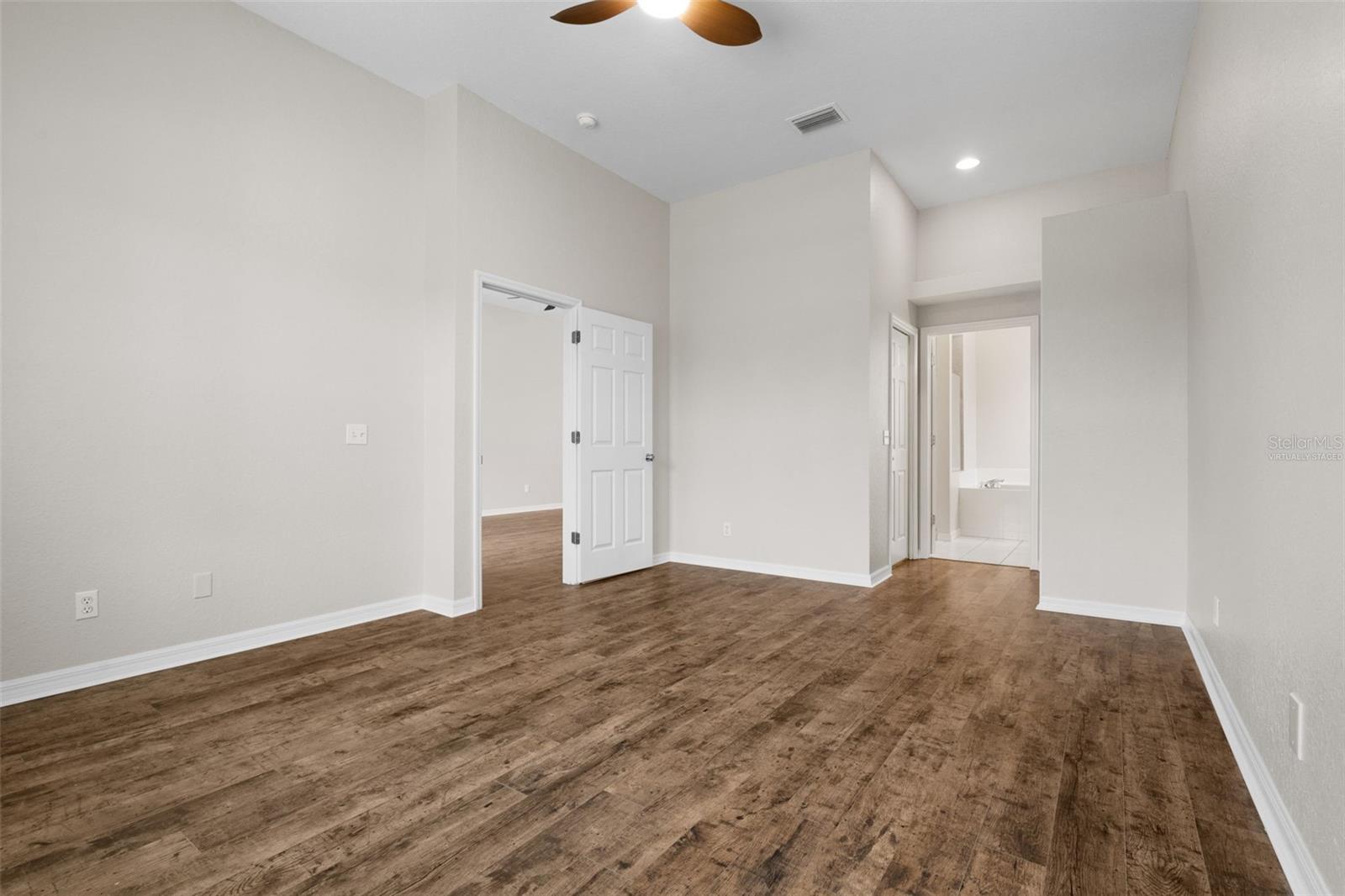 LAKEVIEW VILLAGE SEC H UNI - Residential