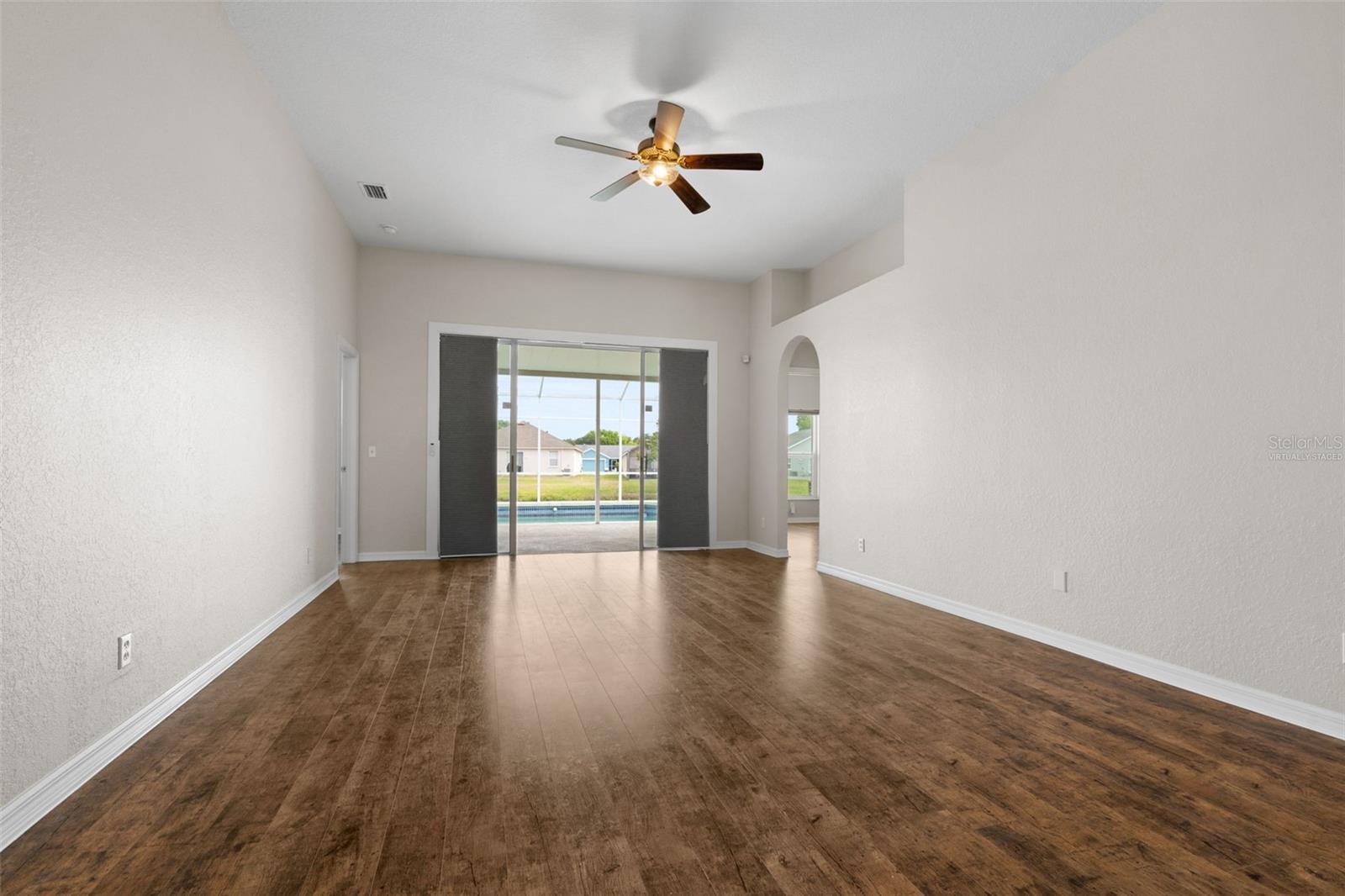 LAKEVIEW VILLAGE SEC H UNI - Residential