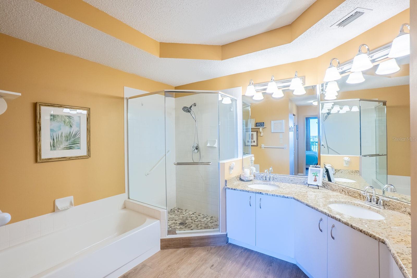 SURF CLUB CONDO - Residential