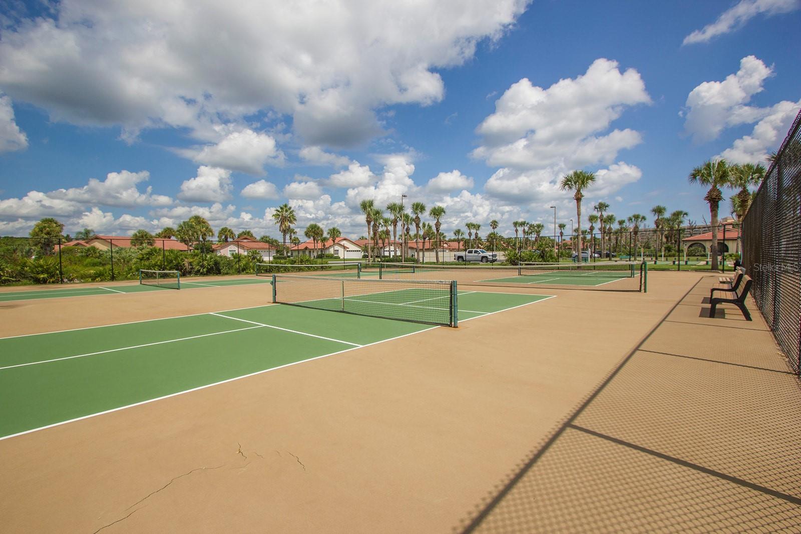 SURF CLUB CONDO - Residential