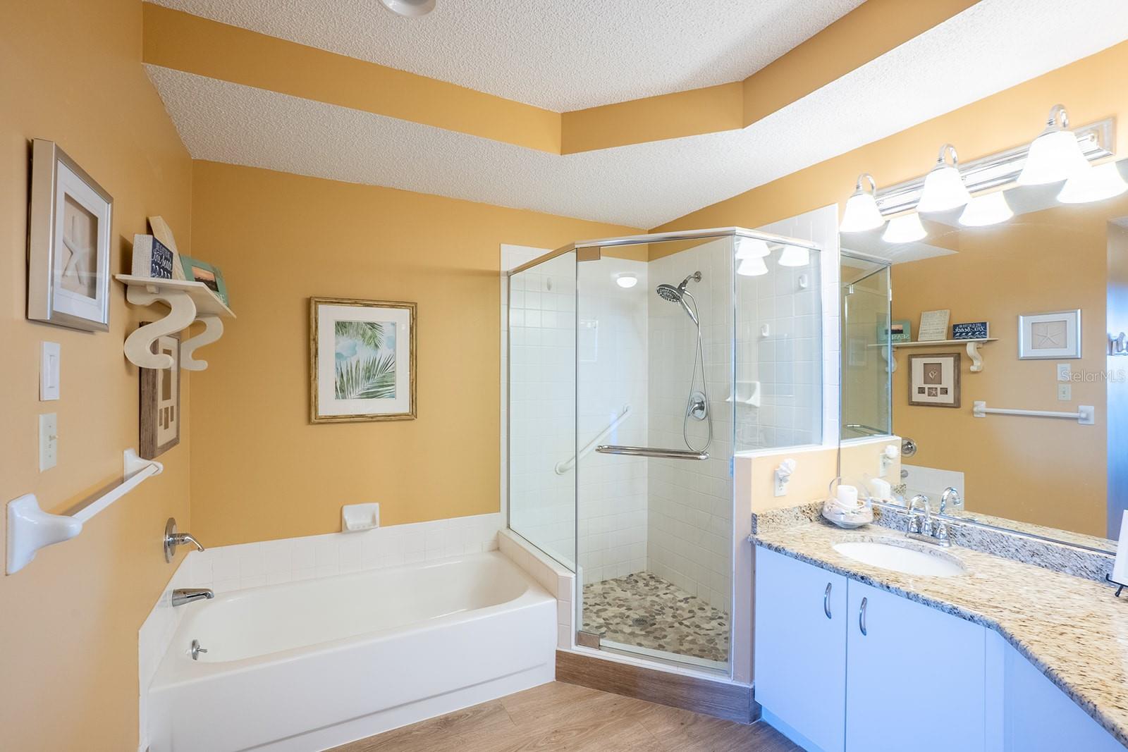 SURF CLUB CONDO - Residential