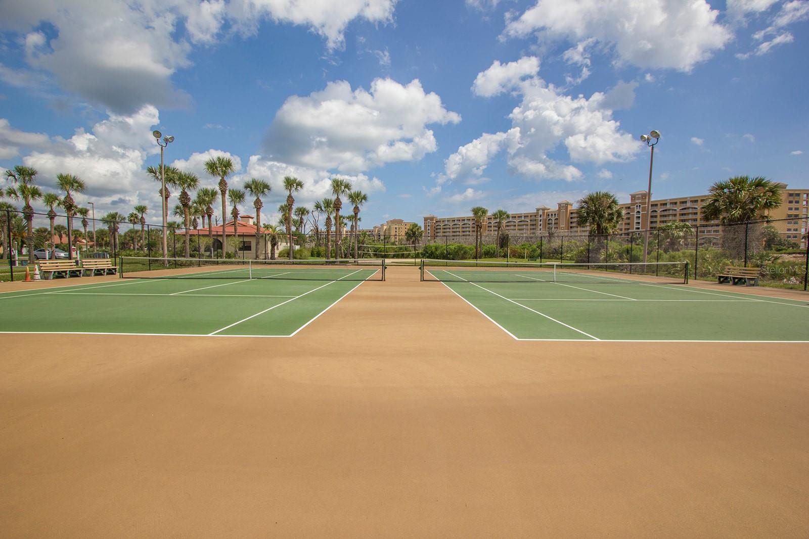 SURF CLUB CONDO - Residential