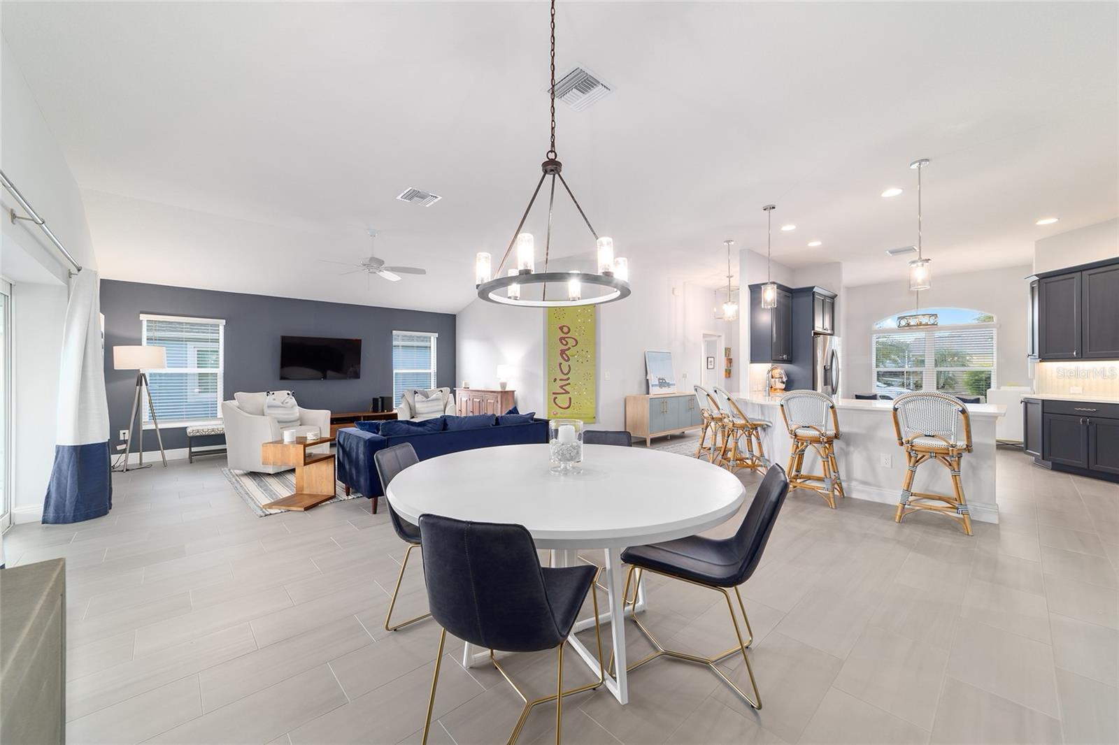 VILLAGES/SOUTHERN OAKS UN #140 - Residential