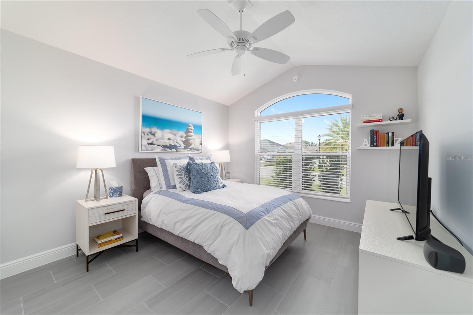 VILLAGES/SOUTHERN OAKS UN #140 - Residential