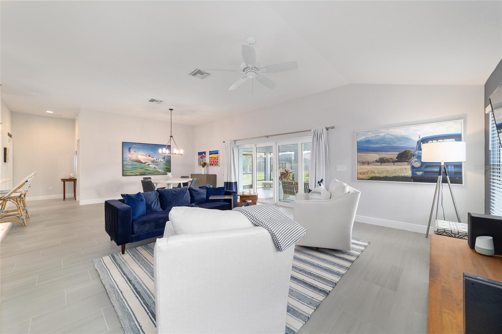 VILLAGES/SOUTHERN OAKS UN #140 - Residential