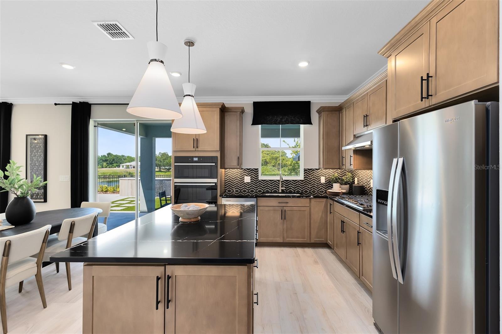 WINTER GROVE - Residential