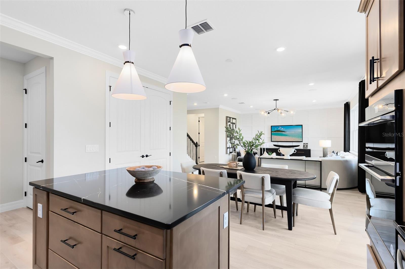 WINTER GROVE - Residential