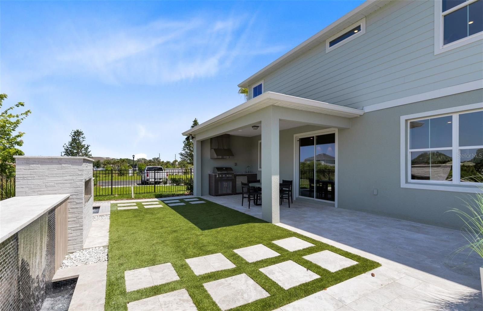 WINTER GROVE - Residential