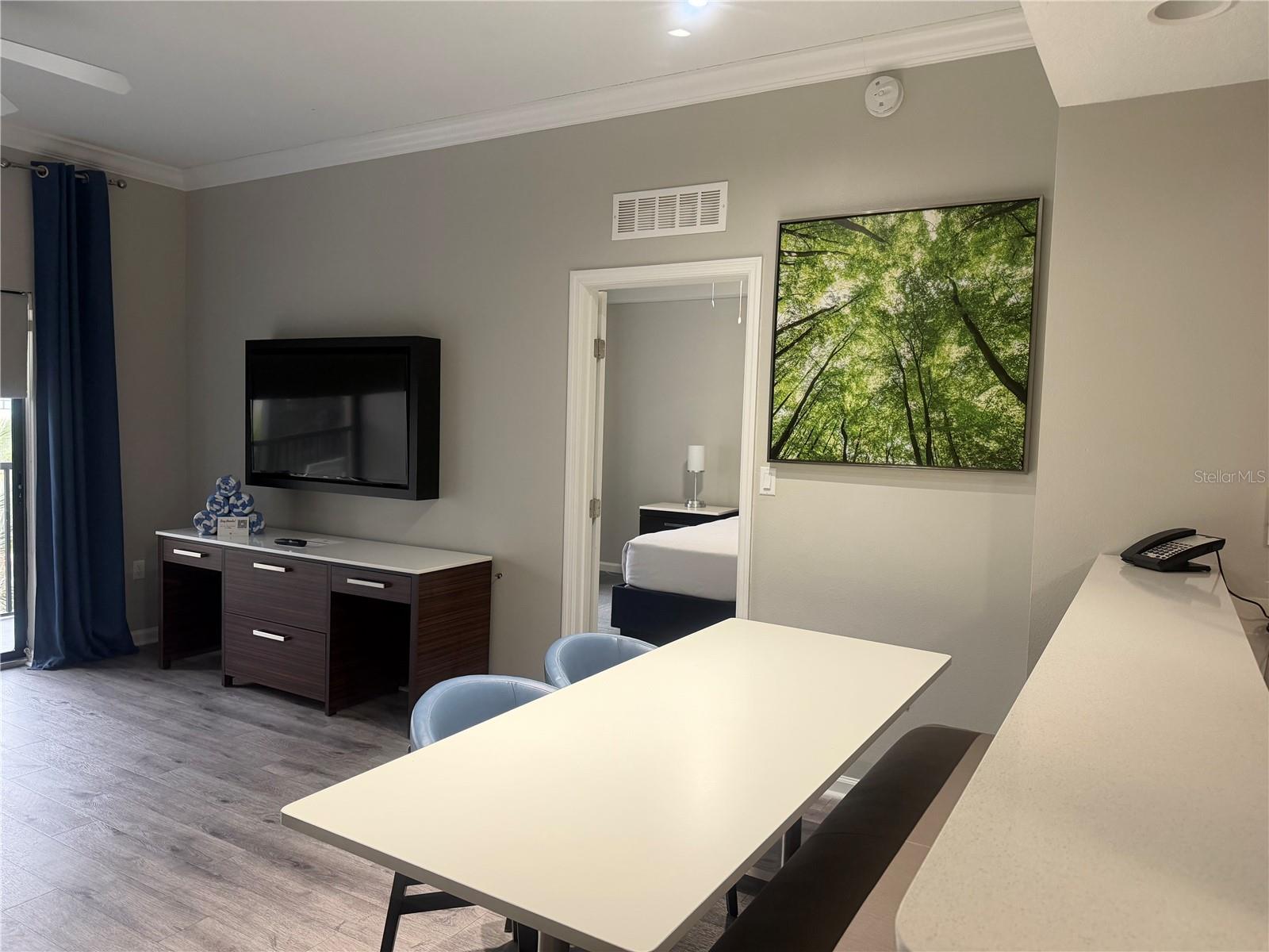 14501 GROVE RESORT AVENUE 1443