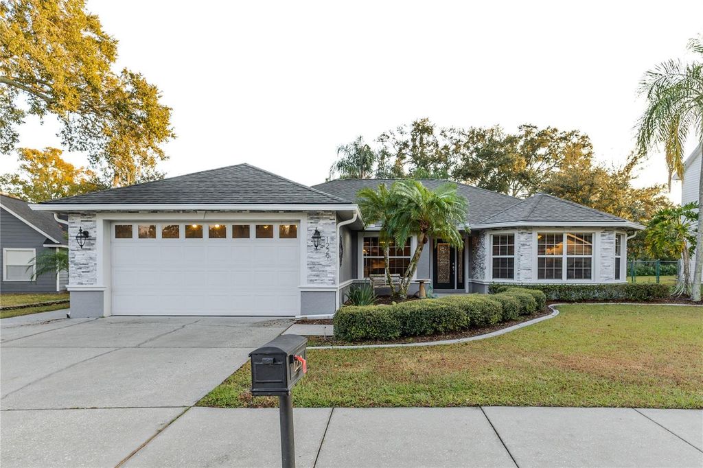 Photo of 1229 Hancock Circle, Saint Cloud, FL 34769 (MLS # S5139976)