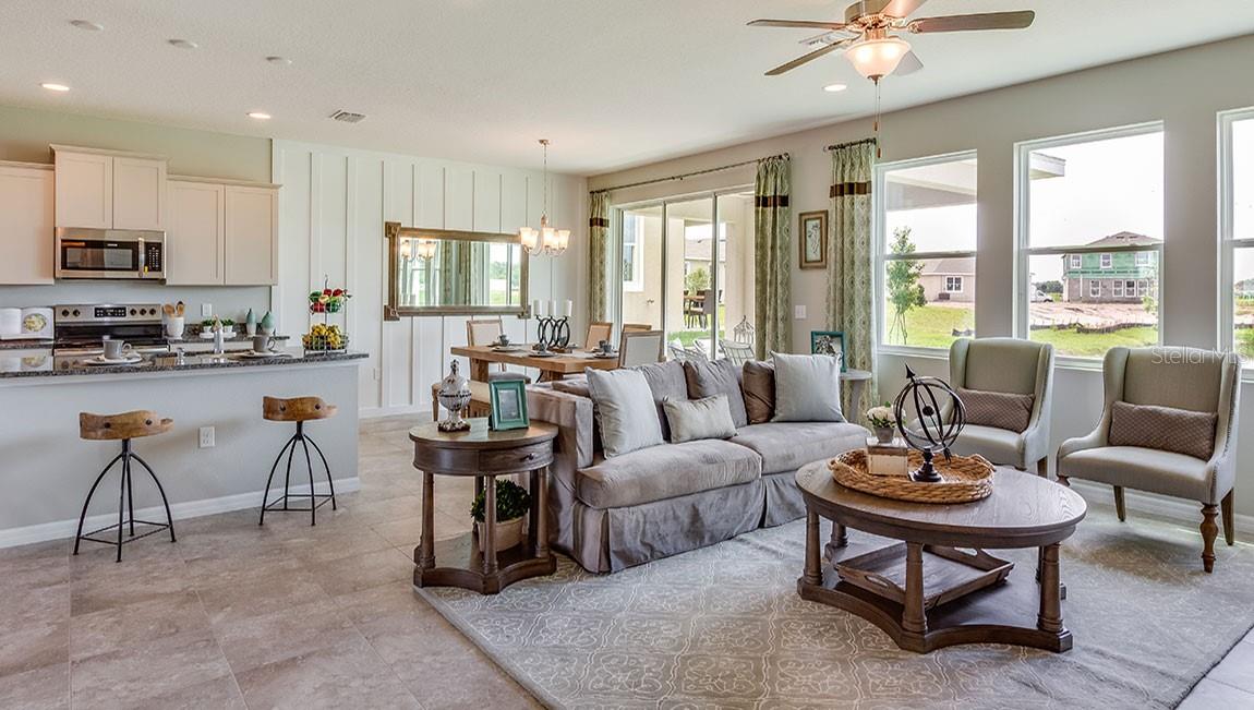 OAKFIELD TRAILS - Residential