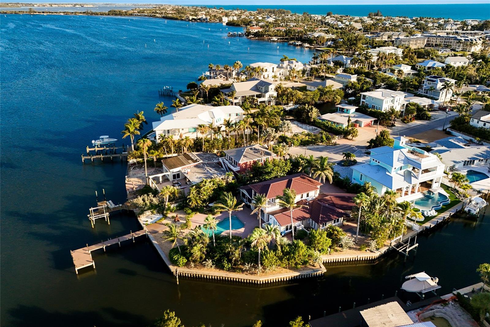 HOLMES BEACH 14TH UNIT - Residential