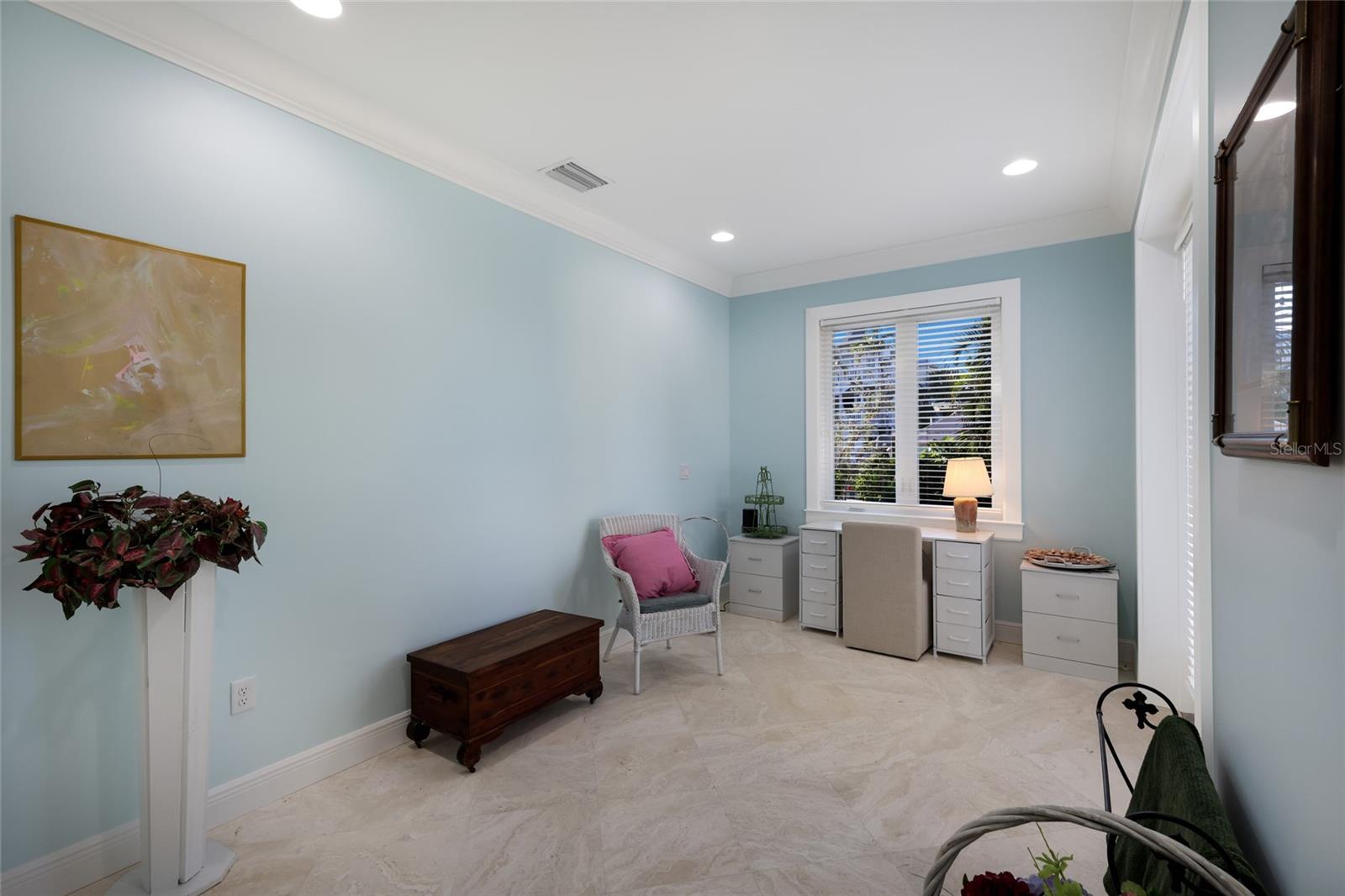 HOLMES BEACH 14TH UNIT - Residential
