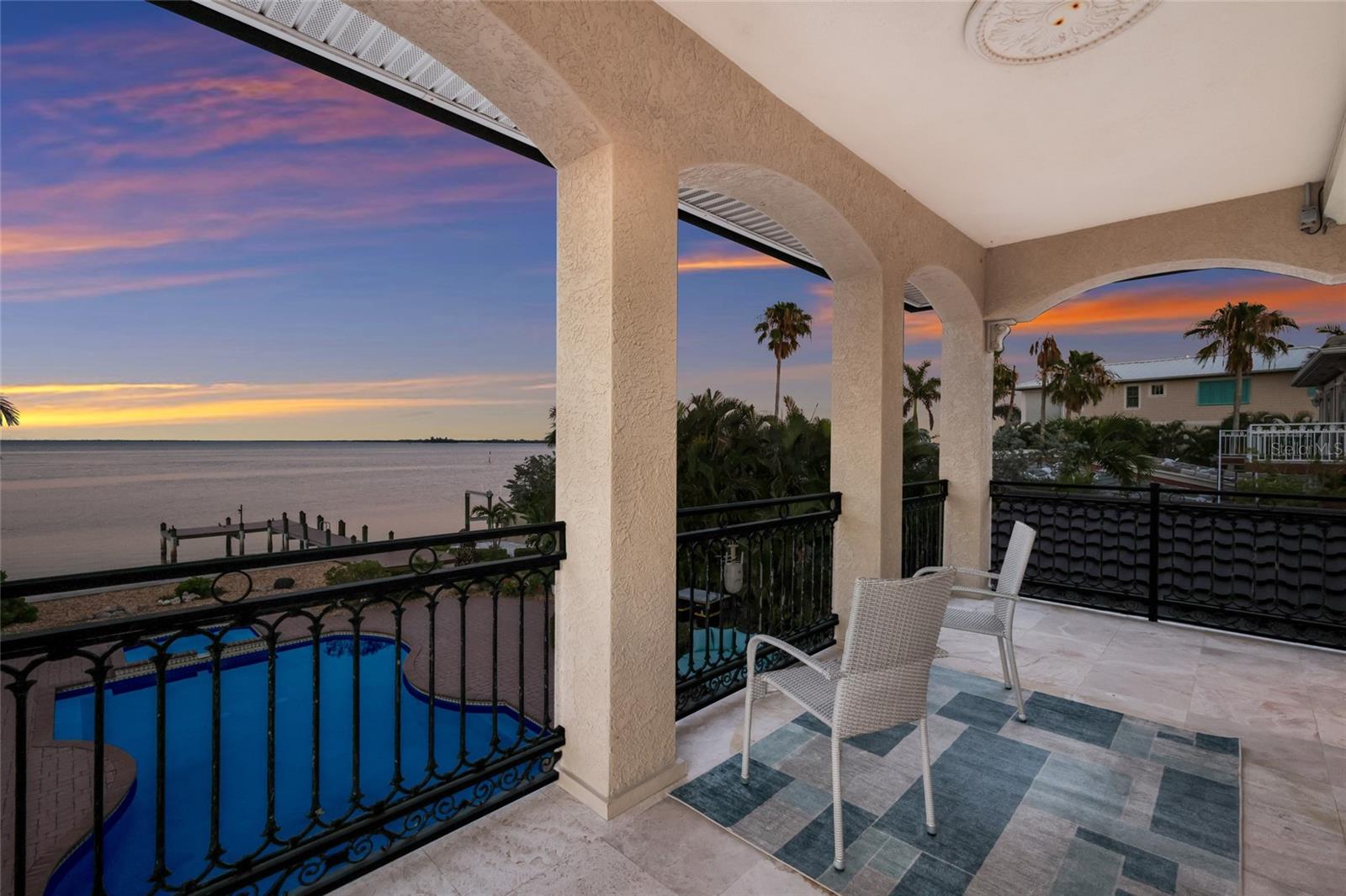 HOLMES BEACH 14TH UNIT - Residential