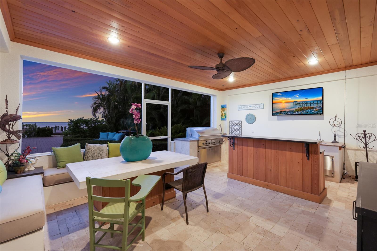 HOLMES BEACH 14TH UNIT - Residential