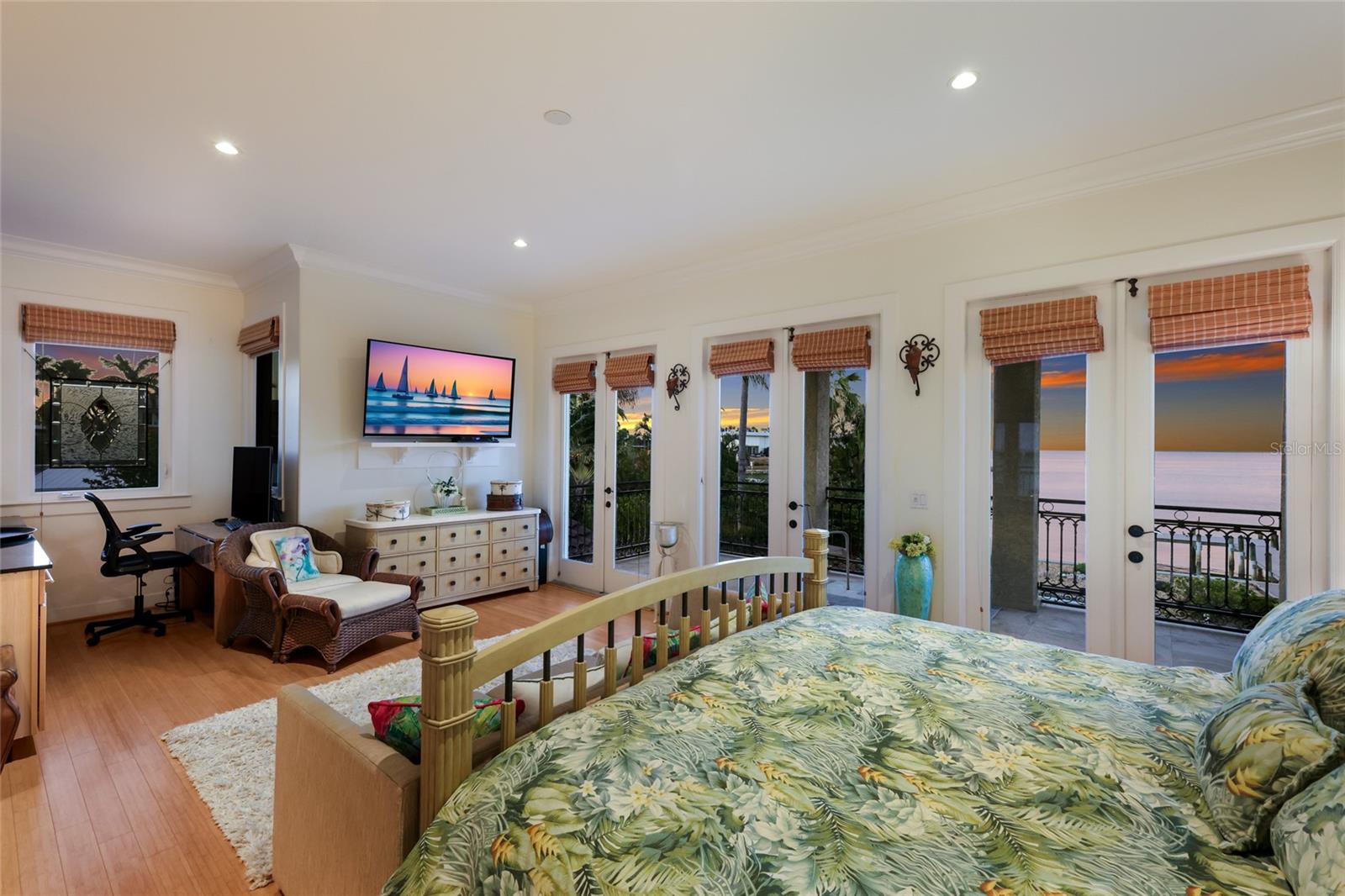 HOLMES BEACH 14TH UNIT - Residential