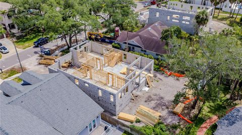 Photo of 4706 W Estrella Street, Tampa, FL 33629 (MLS # TB8480414)